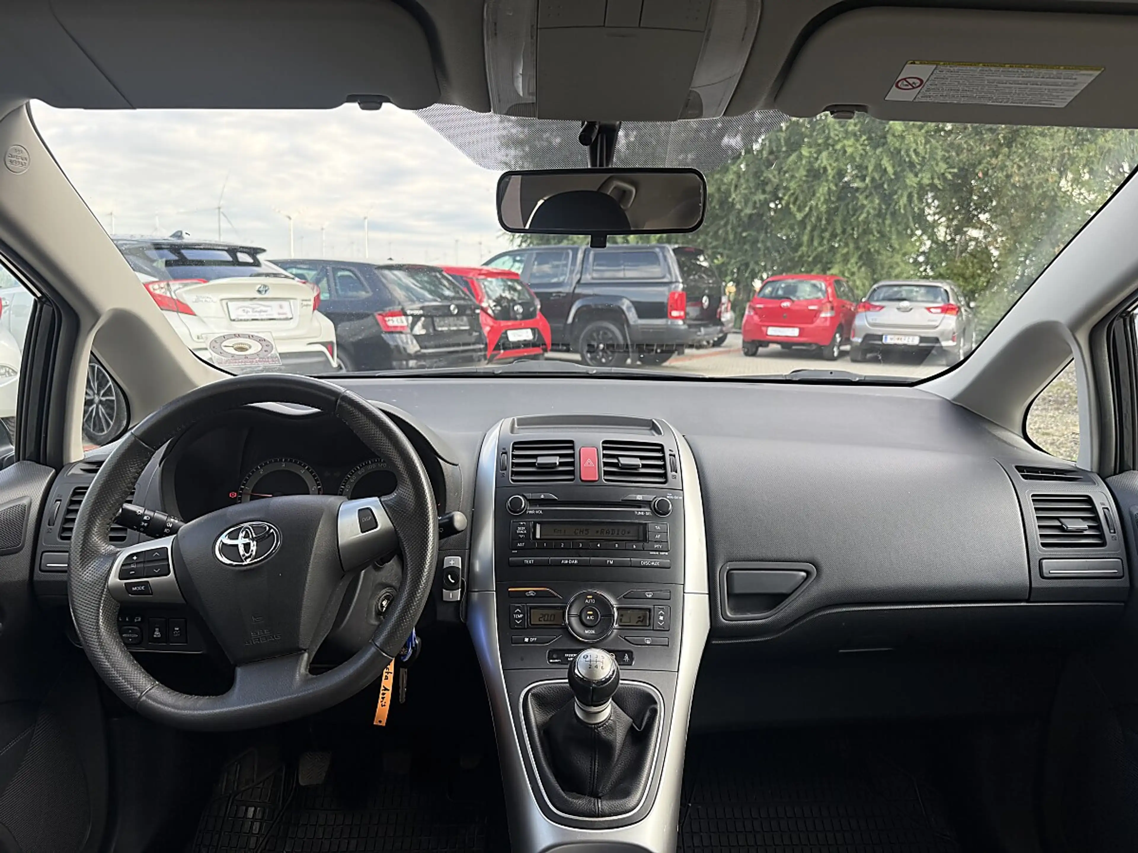 Toyota Auris 1,4 D-4D 90 DPF High Eco Titan — photo 9