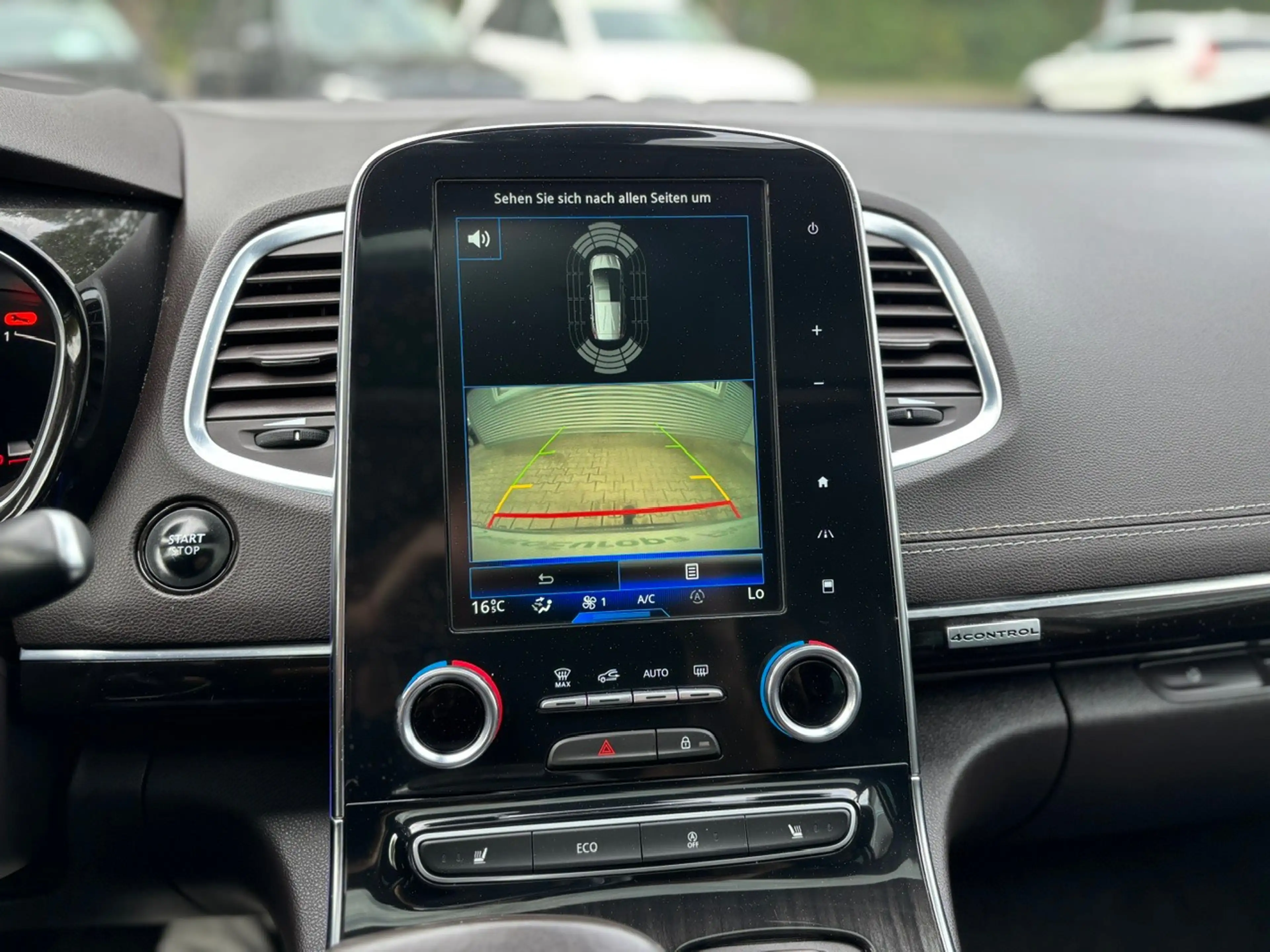 Renault Espace 1,6 dCi / Automatik / "Initiale Paris" — photo 14