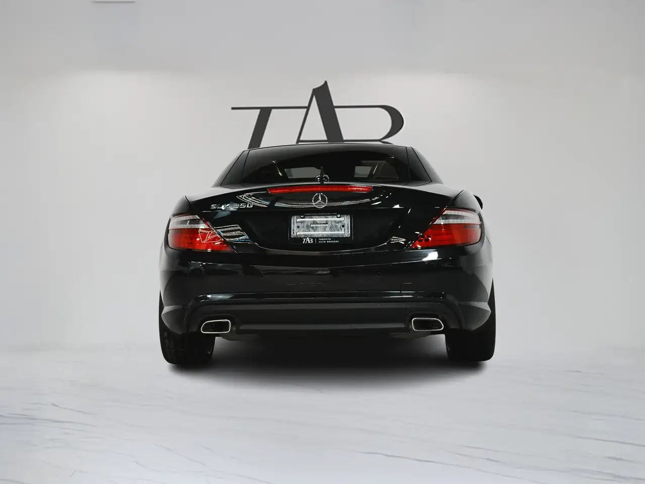 Mercedes-Benz SLK снимка Mercedes-Benz SLK