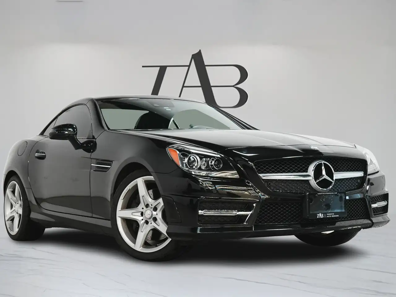 Mercedes-Benz SLK снимка Mercedes-Benz SLK