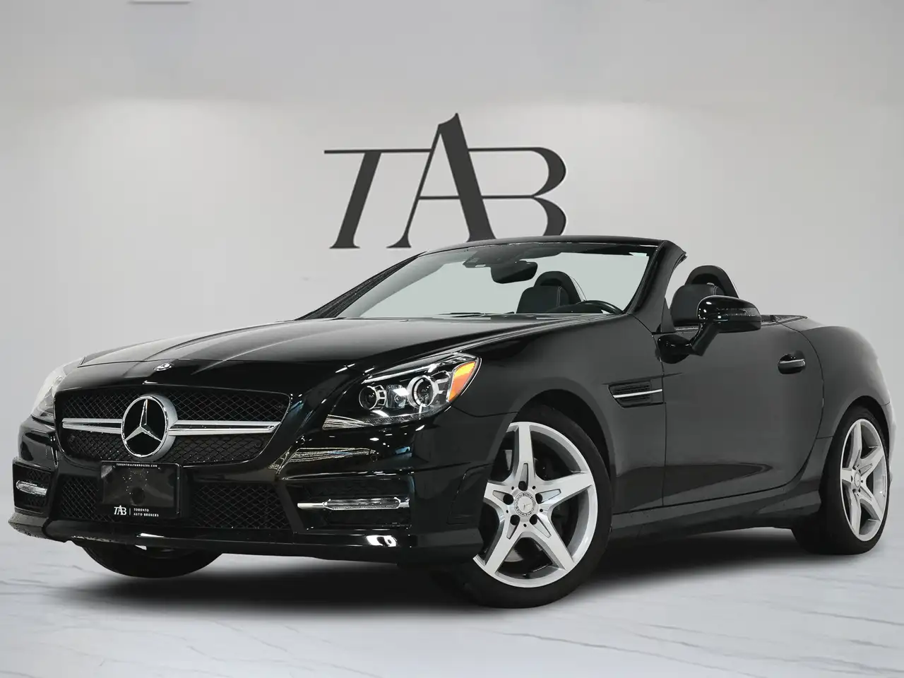 Mercedes-Benz SLK снимка Mercedes-Benz SLK