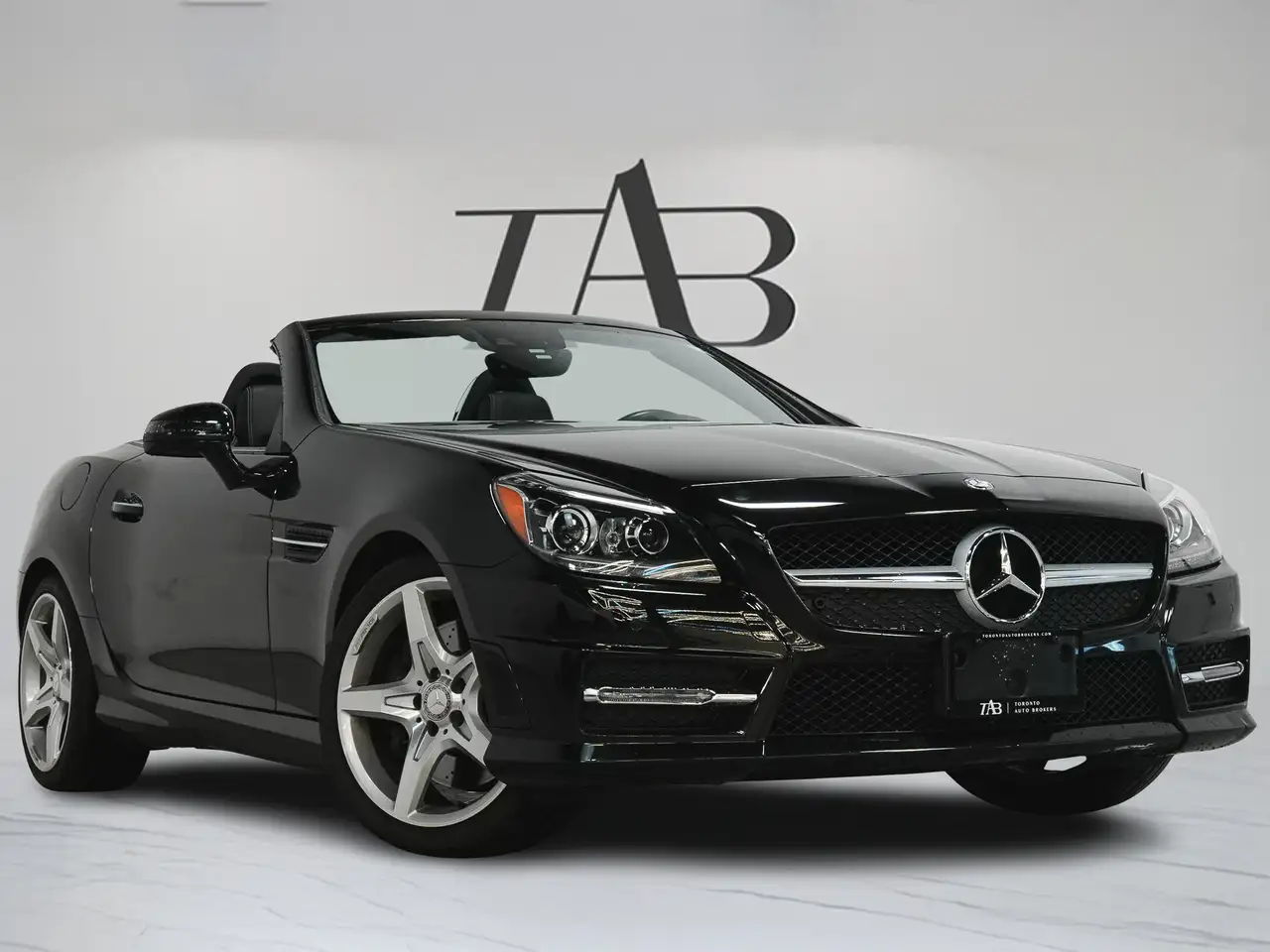 Mercedes-Benz SLK снимка Mercedes-Benz SLK