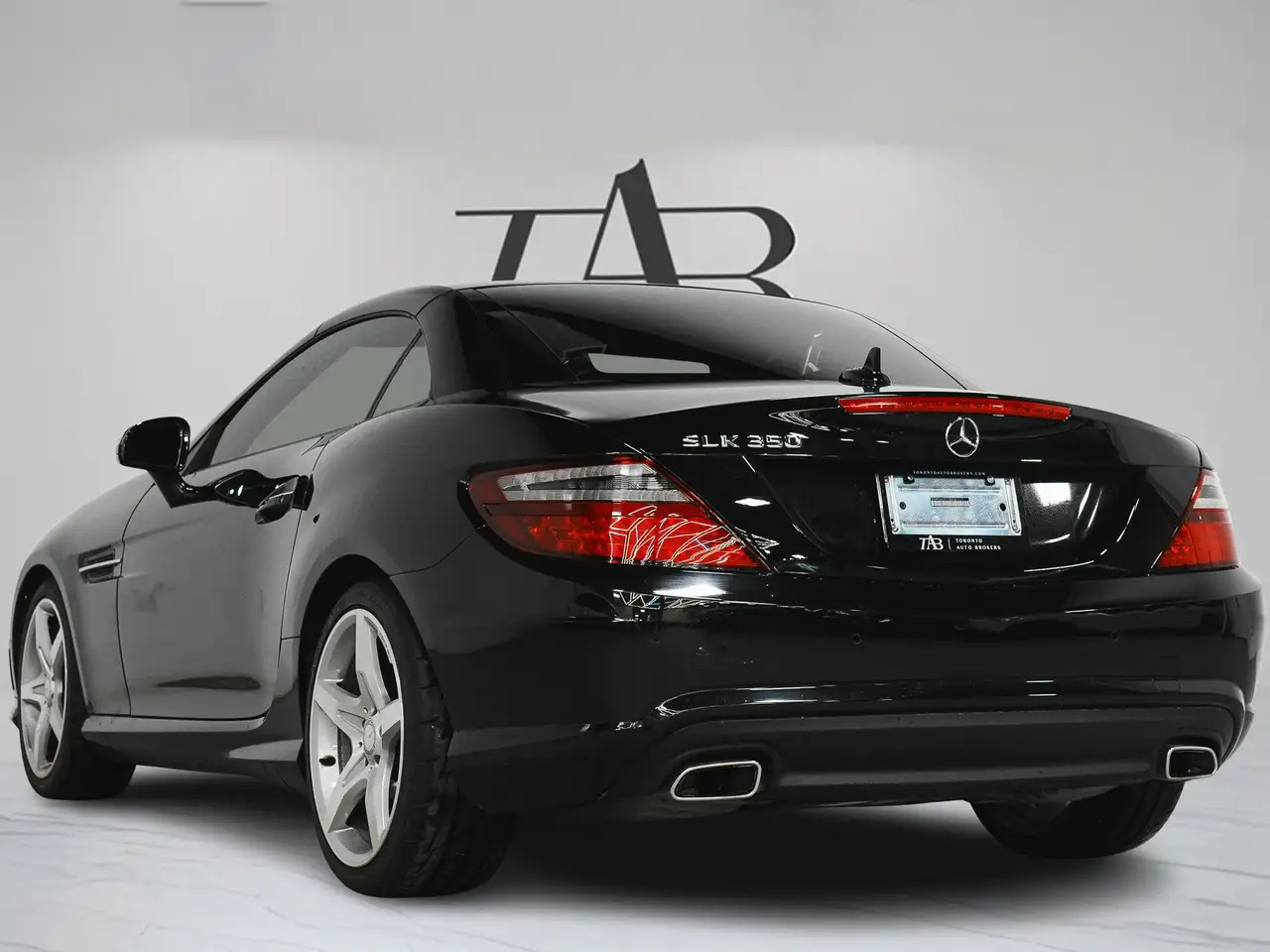 Mercedes-Benz SLK снимка Mercedes-Benz SLK