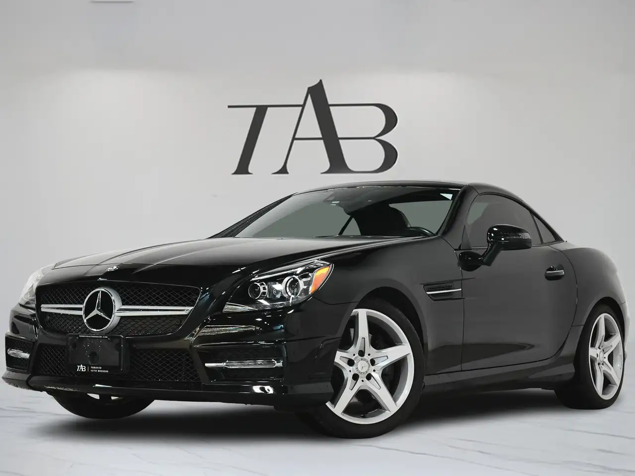 Mercedes-Benz SLK снимка Mercedes-Benz SLK