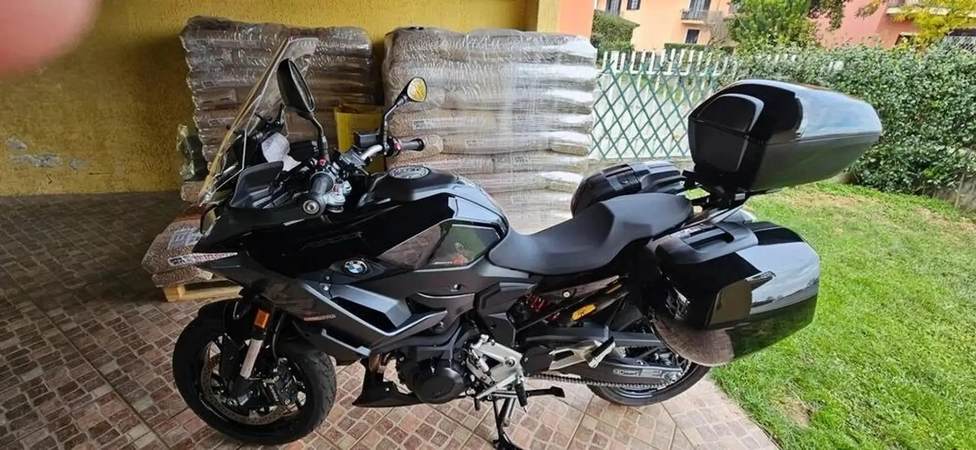 BMW F 900 XR Nero - 1