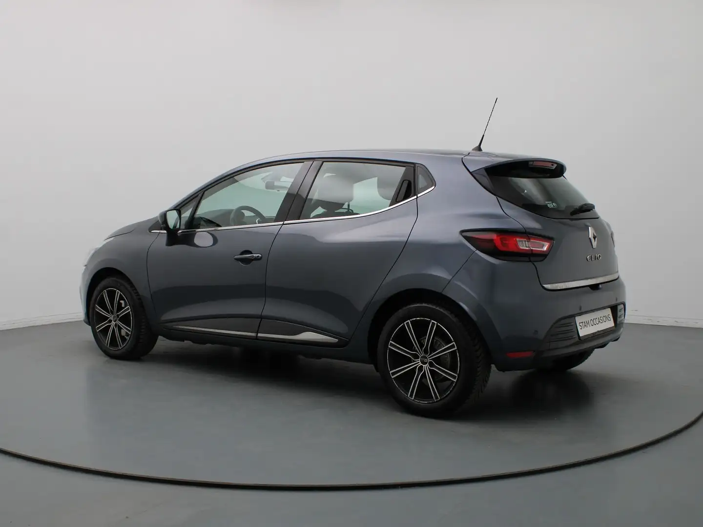 Renault Clio 120pk TCe Intens Camera | Cruise | Navi | Parkeers Gris - 2