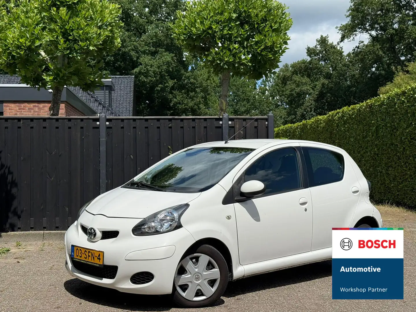 Toyota Aygo 1.0-12V Comfort Navigator 5drs airco Blanc - 1