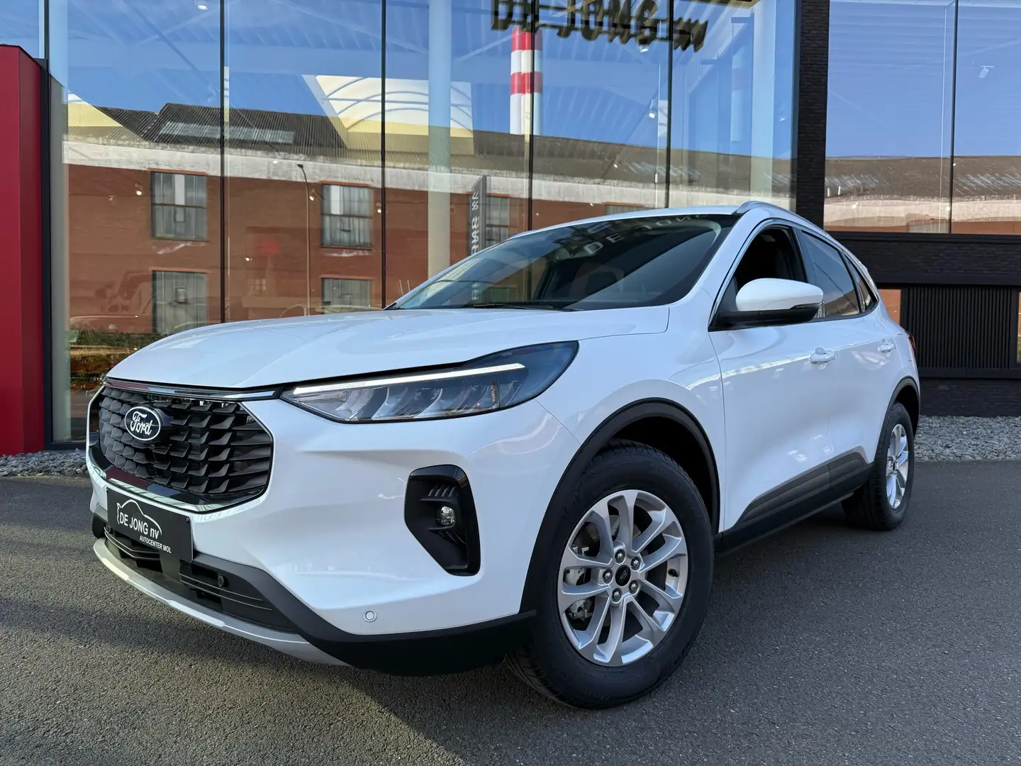 Ford Kuga 1.5 EcoBoost FWD Titanium Blanc - 1