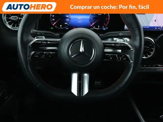 Mercedes-Benz GLB Class view 26