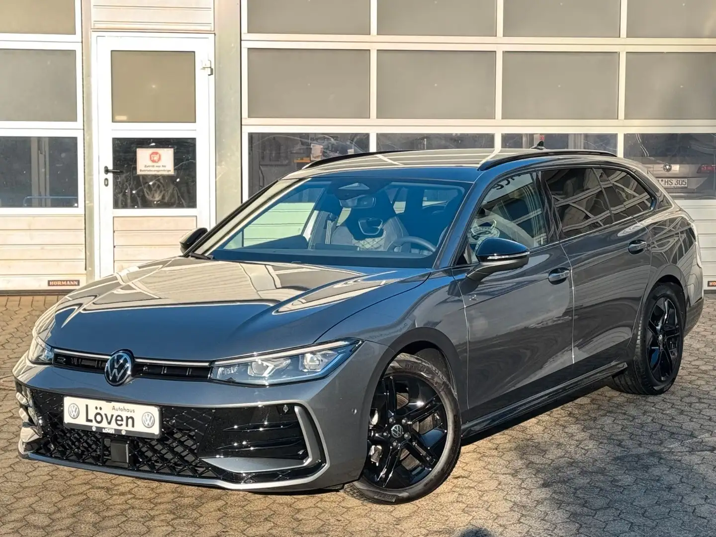 Volkswagen Passat Variant 2.0 TDI DSG R-Line|AHK|BlackStyle Grau - 1