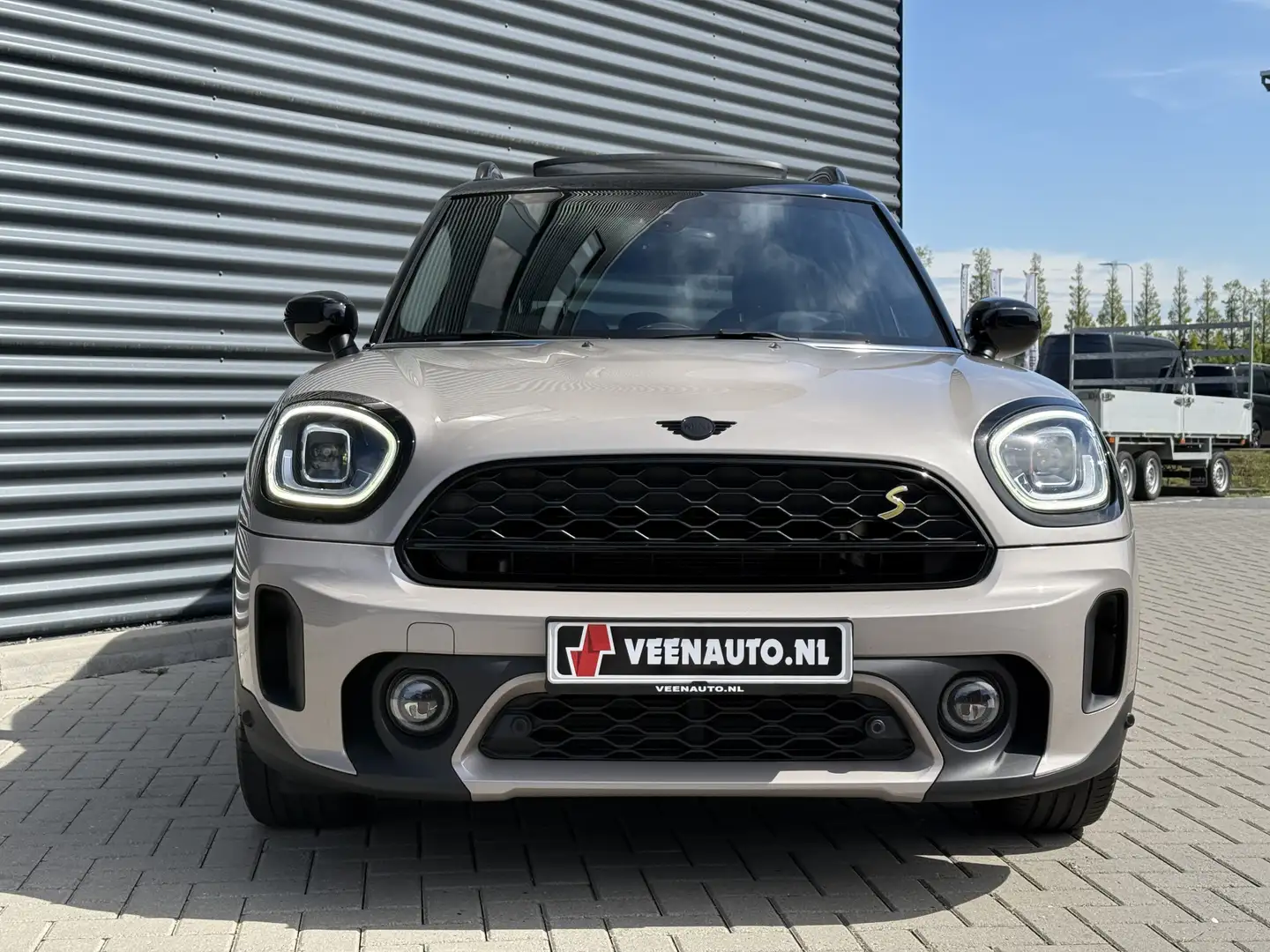 MINI Cooper S Countryman 2.0 E ALL4 Pano/Apple/Camera/Leder Šedá - 2