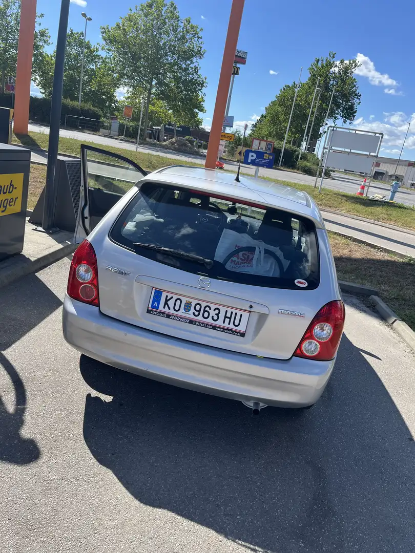 Mazda 323 F 1,3i VISION - 2