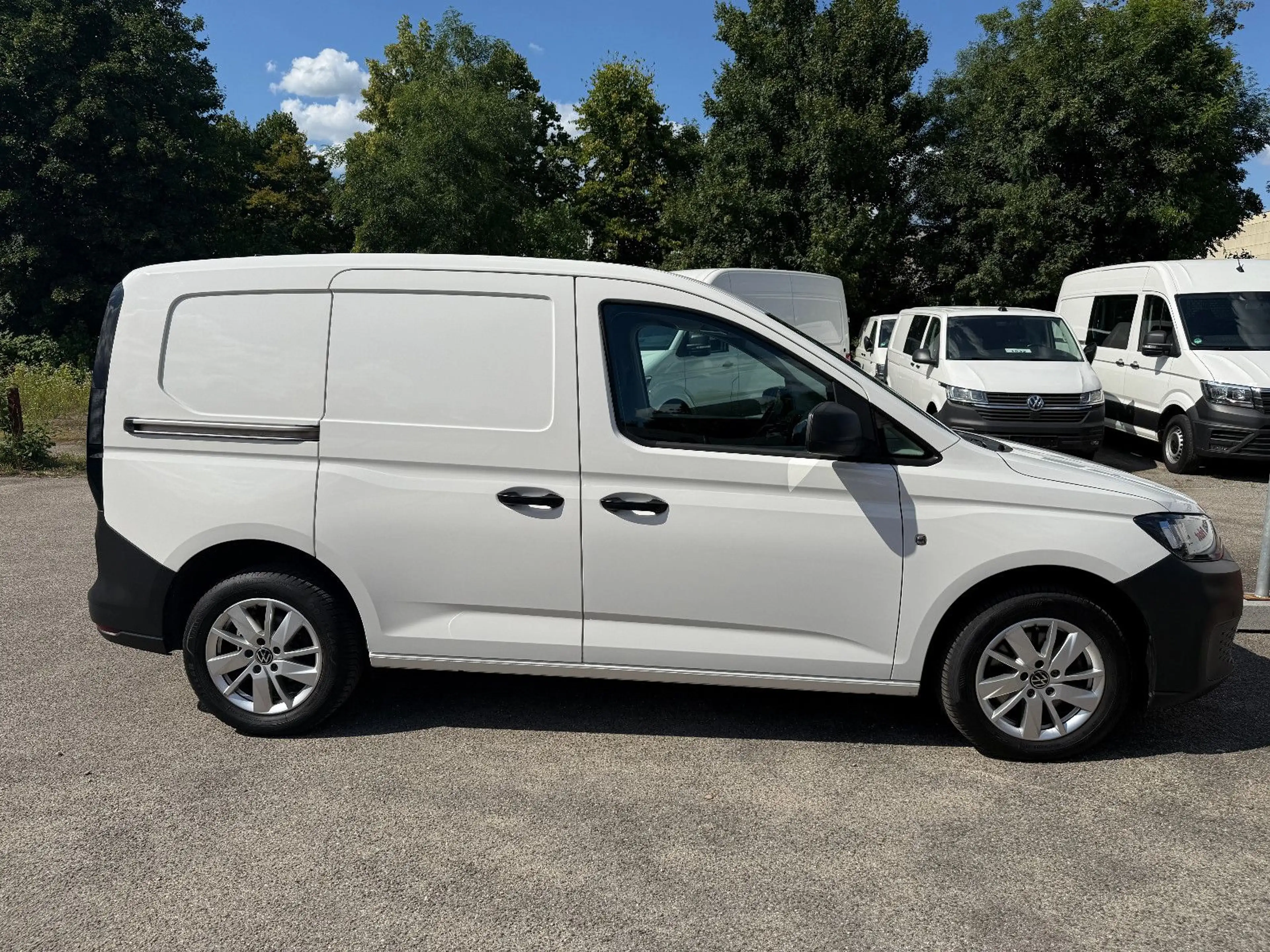Volkswagen Caddy Cargo + 1. Hand + Sortimo + Navi + — photo 10