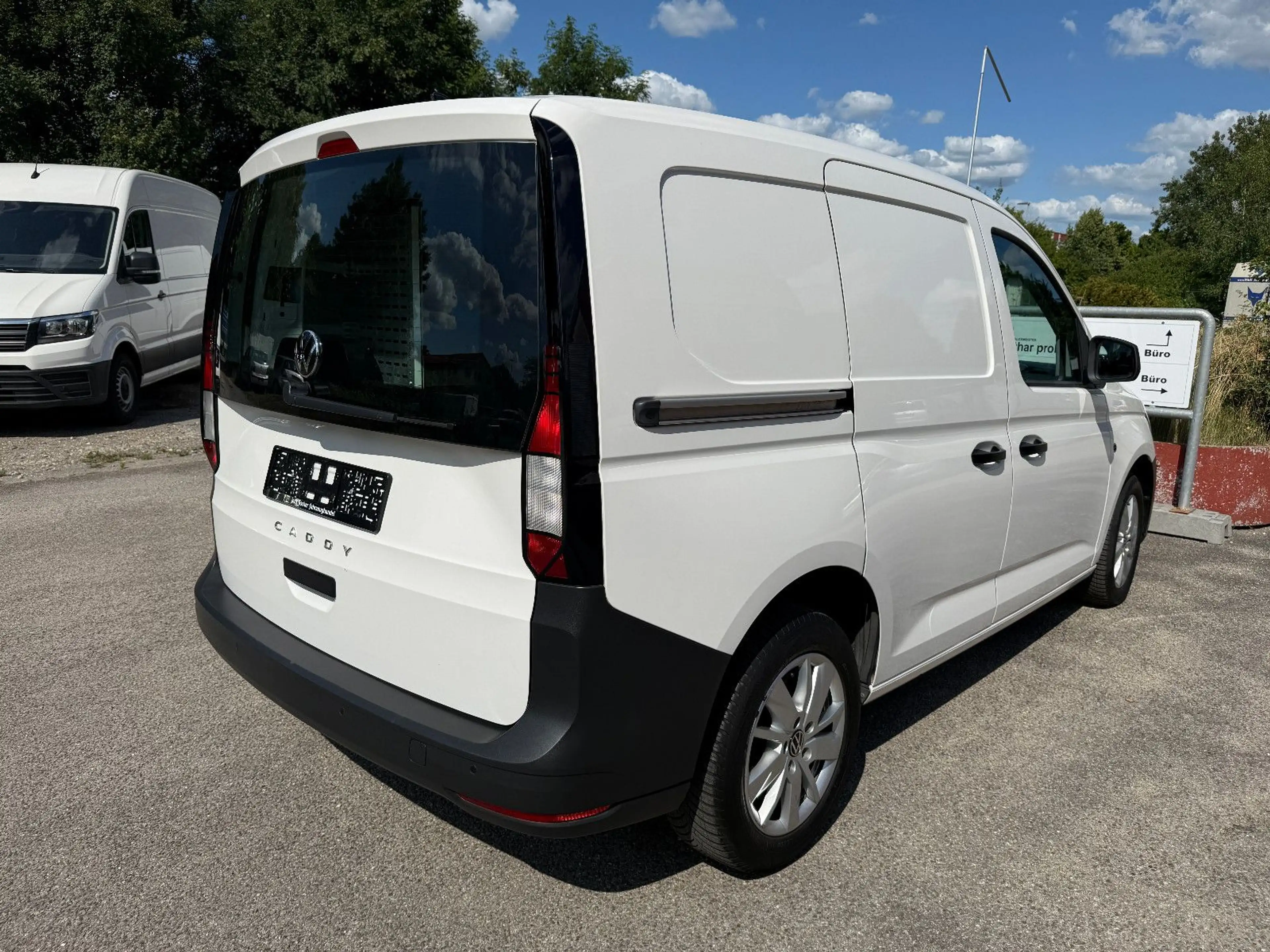 Volkswagen Caddy Cargo + 1. Hand + Sortimo + Navi + — photo 11
