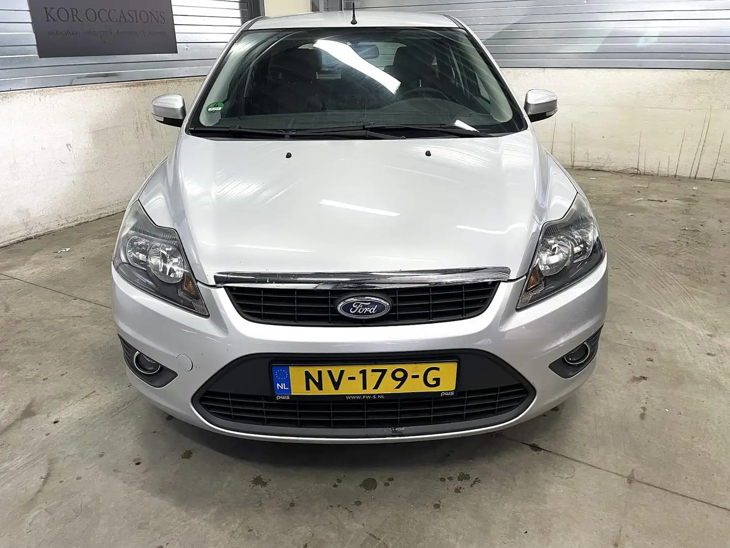 Ford Focus 1.6 keyless airco cruise control sport edition APK Grijs - 2