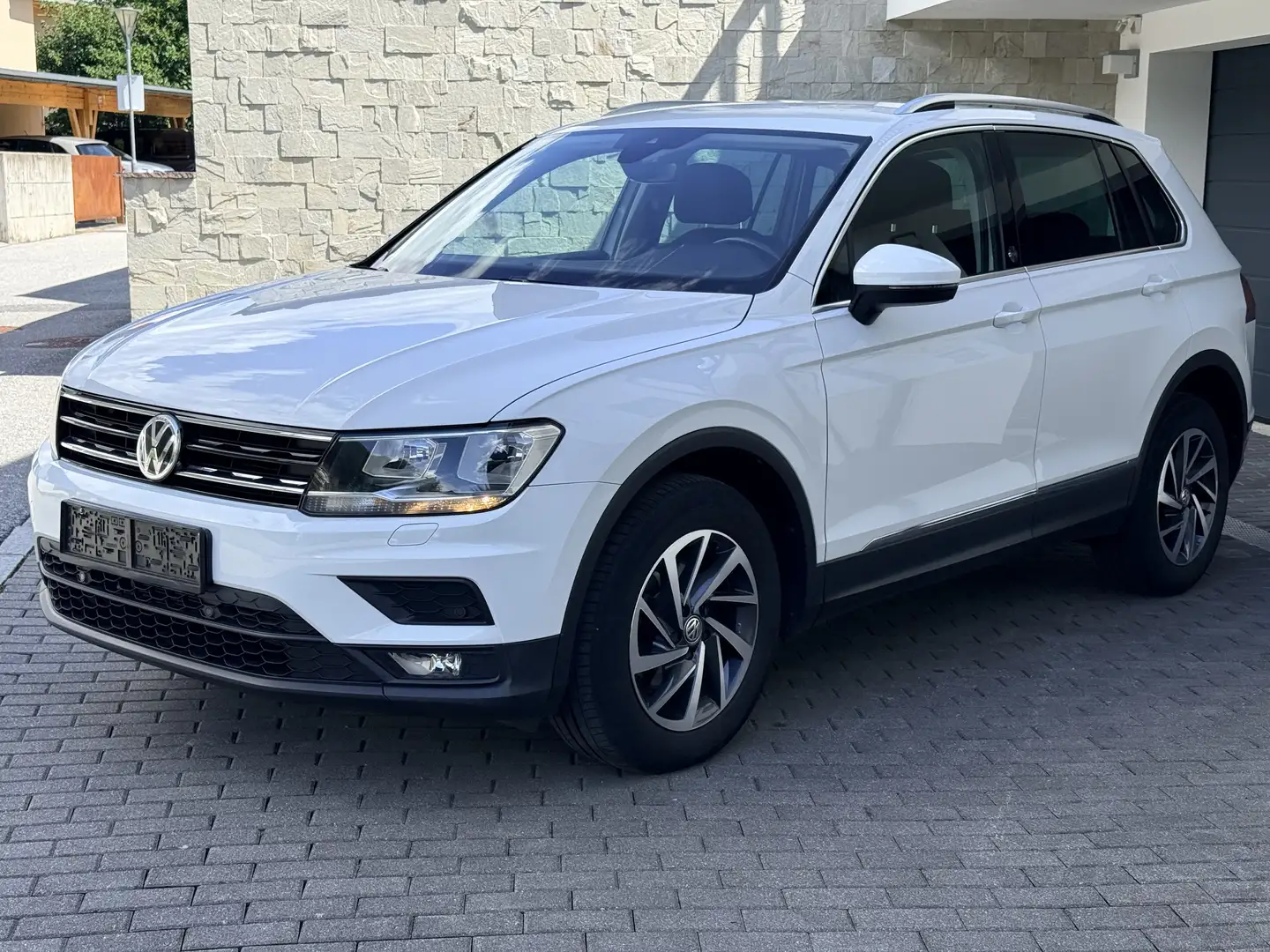 Volkswagen Tiguan 4Motion...DSG...ACC...VIRTUAL COCKPIT... Weiß - 1