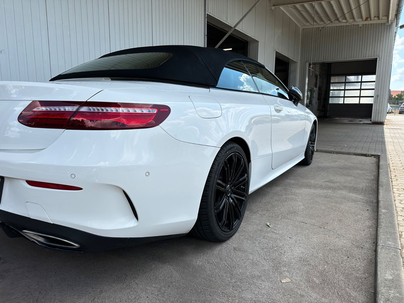 Mercedes-Benz E 200 E Cabrio AMG-Line Leder LED Klappe — photo 3