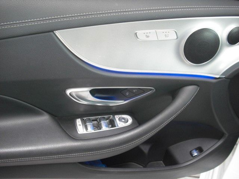 Mercedes-Benz E 200 E Cabrio AMG-Line Leder LED Klappe — photo 17