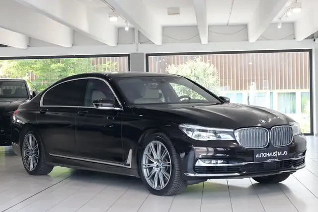 BMW 760 M760 L i xDrive V12 Excellence Pano*360*Soft