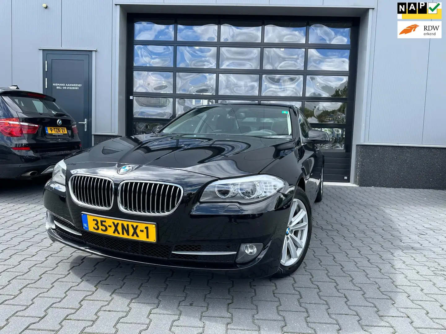 BMW 520 5-serie 520i High Executive sportstoelen automaat Zwart - 1