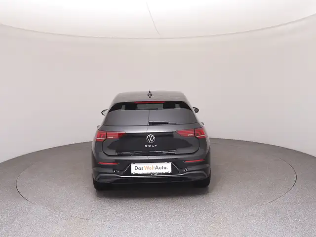 Volkswagen Golf view 6