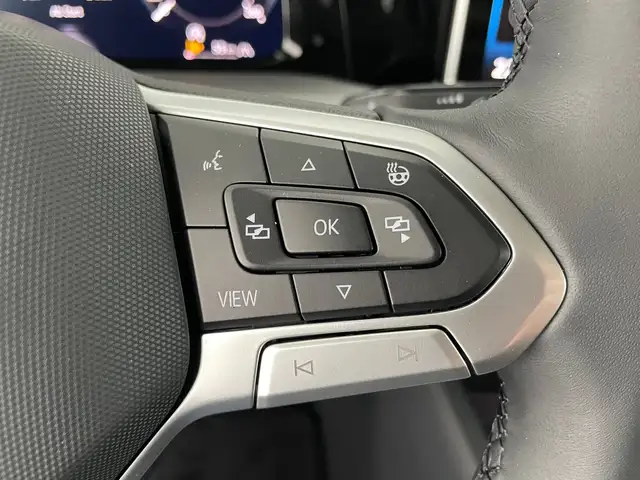 Volkswagen Golf view 15