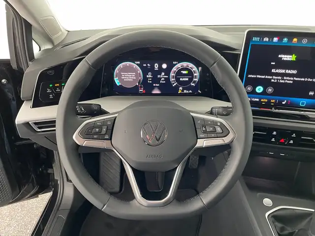 Volkswagen Golf view 13