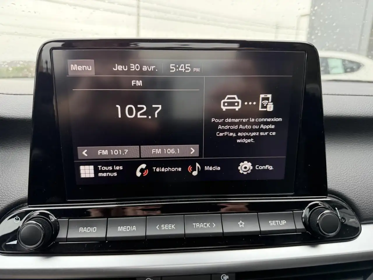 Kia Forte снимка Kia Forte
