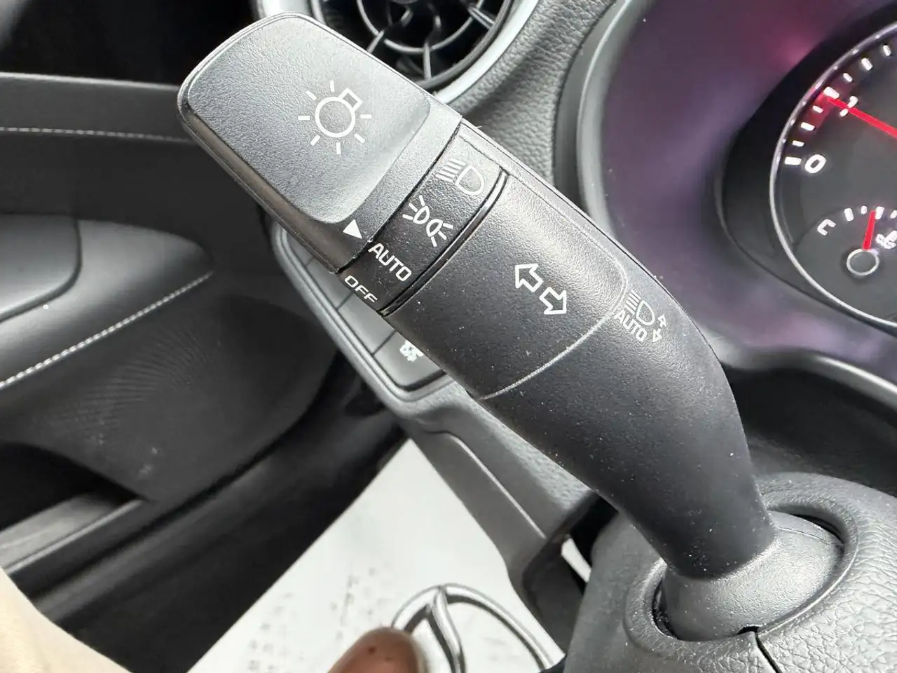 Kia Forte снимка Kia Forte