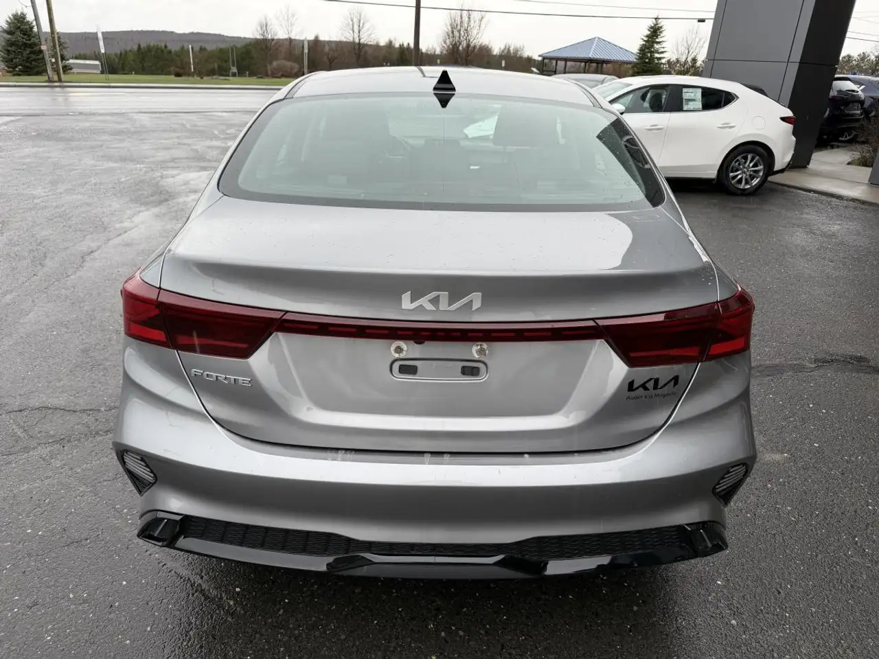Kia Forte снимка Kia Forte