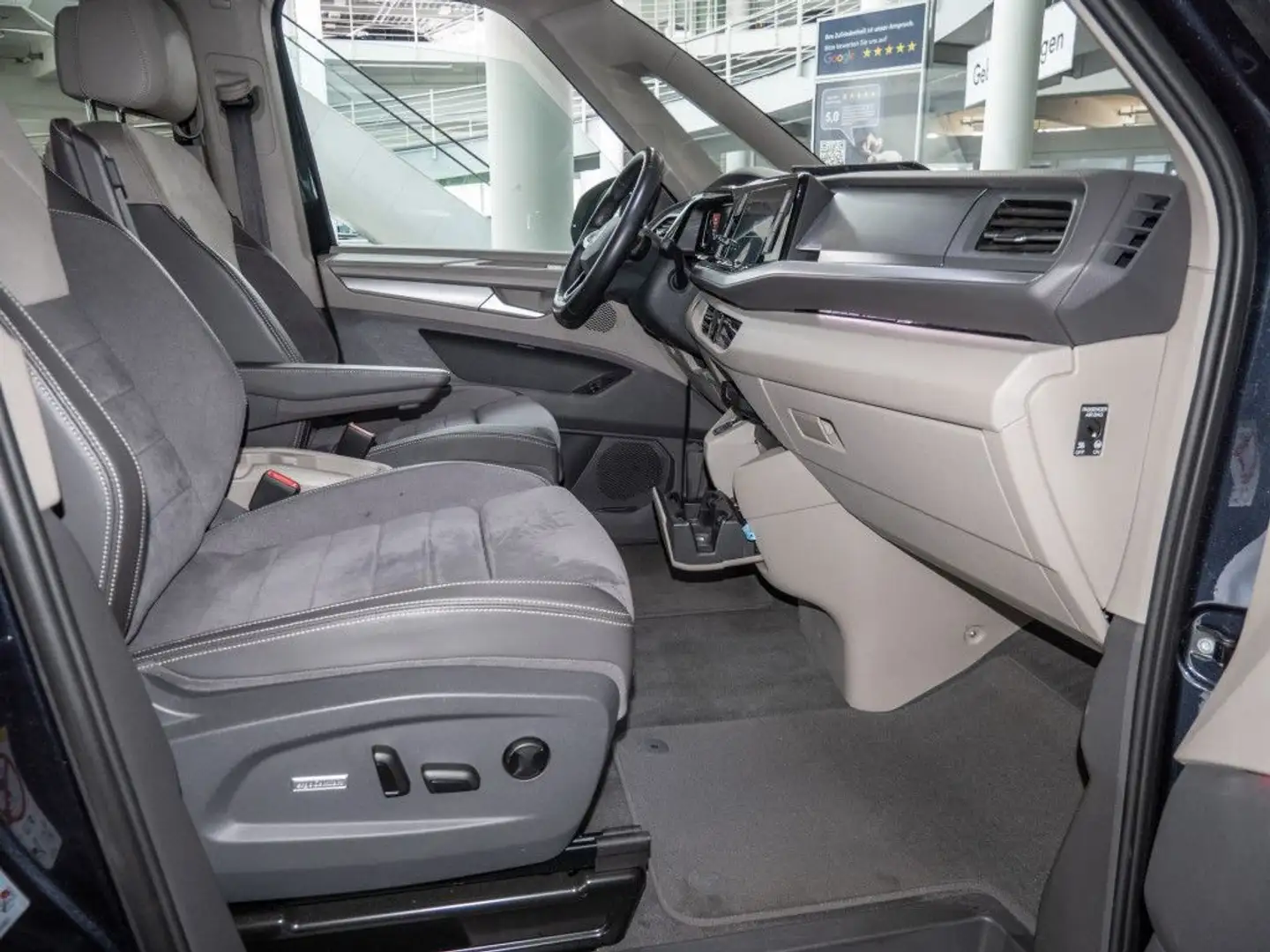 Volkswagen T7 Multivan T7 1.4 Hybrid lang Energetic Sthzg Pano Azul - 2