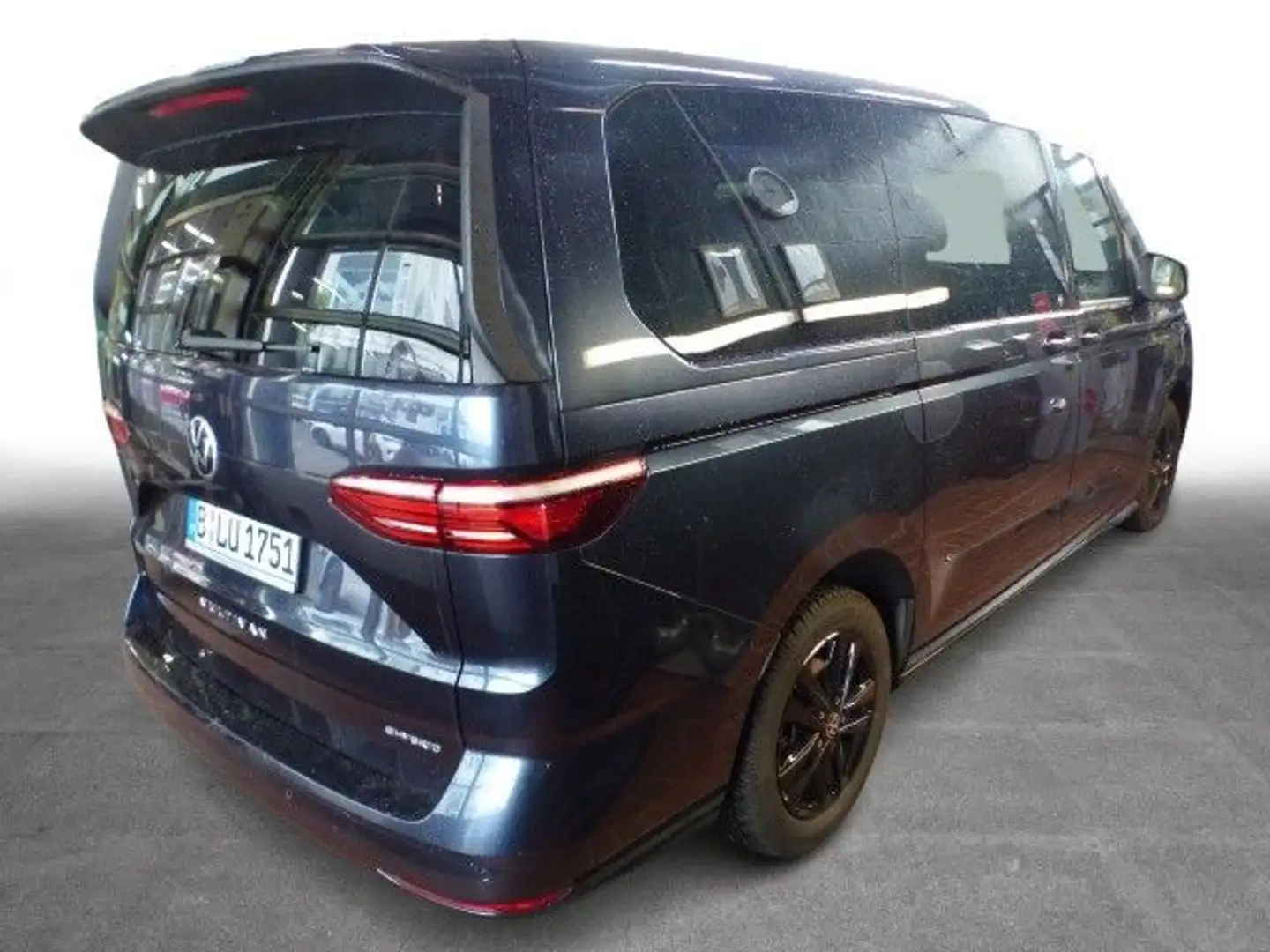 Volkswagen T7 Multivan T7 1.4 Hybrid lang Energetic Sthzg Pano Blau - 2