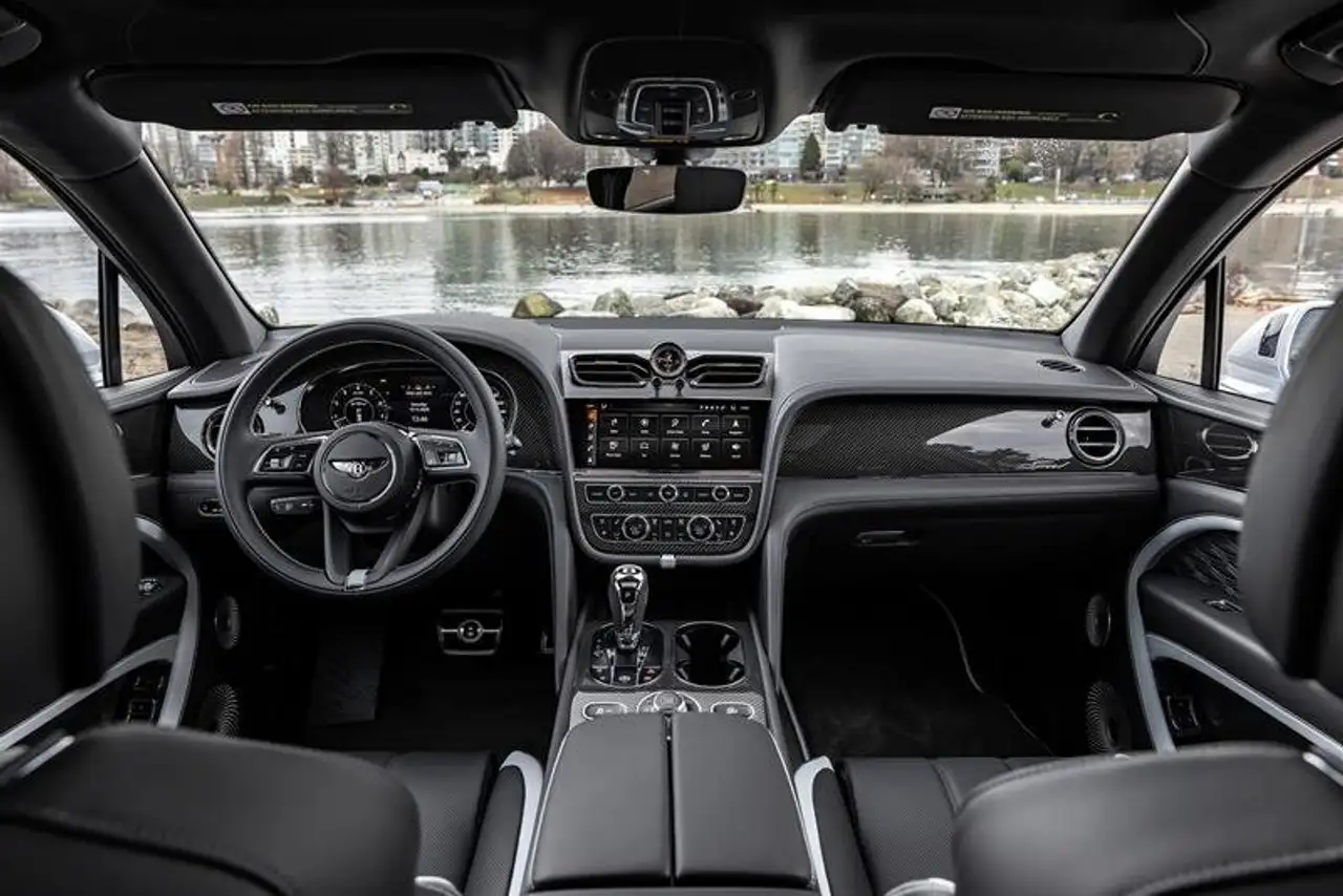 Bentley Bentayga снимка Bentley Bentayga