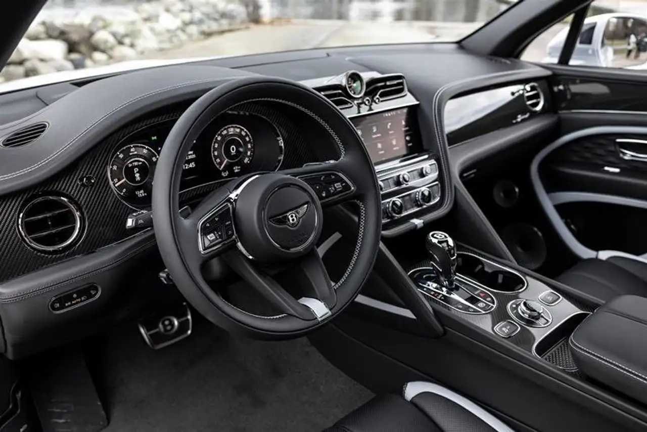 Bentley Bentayga снимка Bentley Bentayga