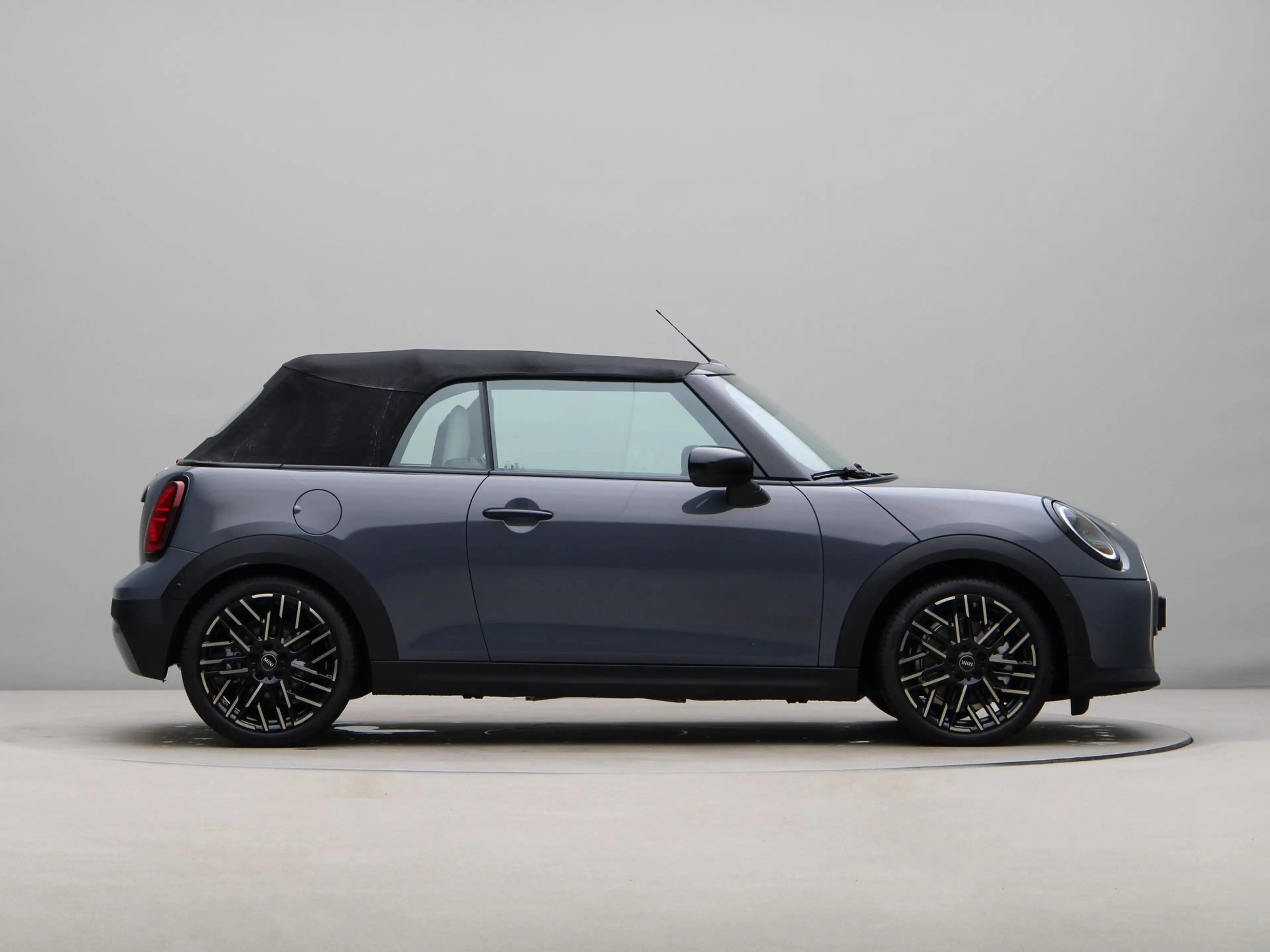 MINI Cooper S Cabrio Favoured Pakket M — photo 12