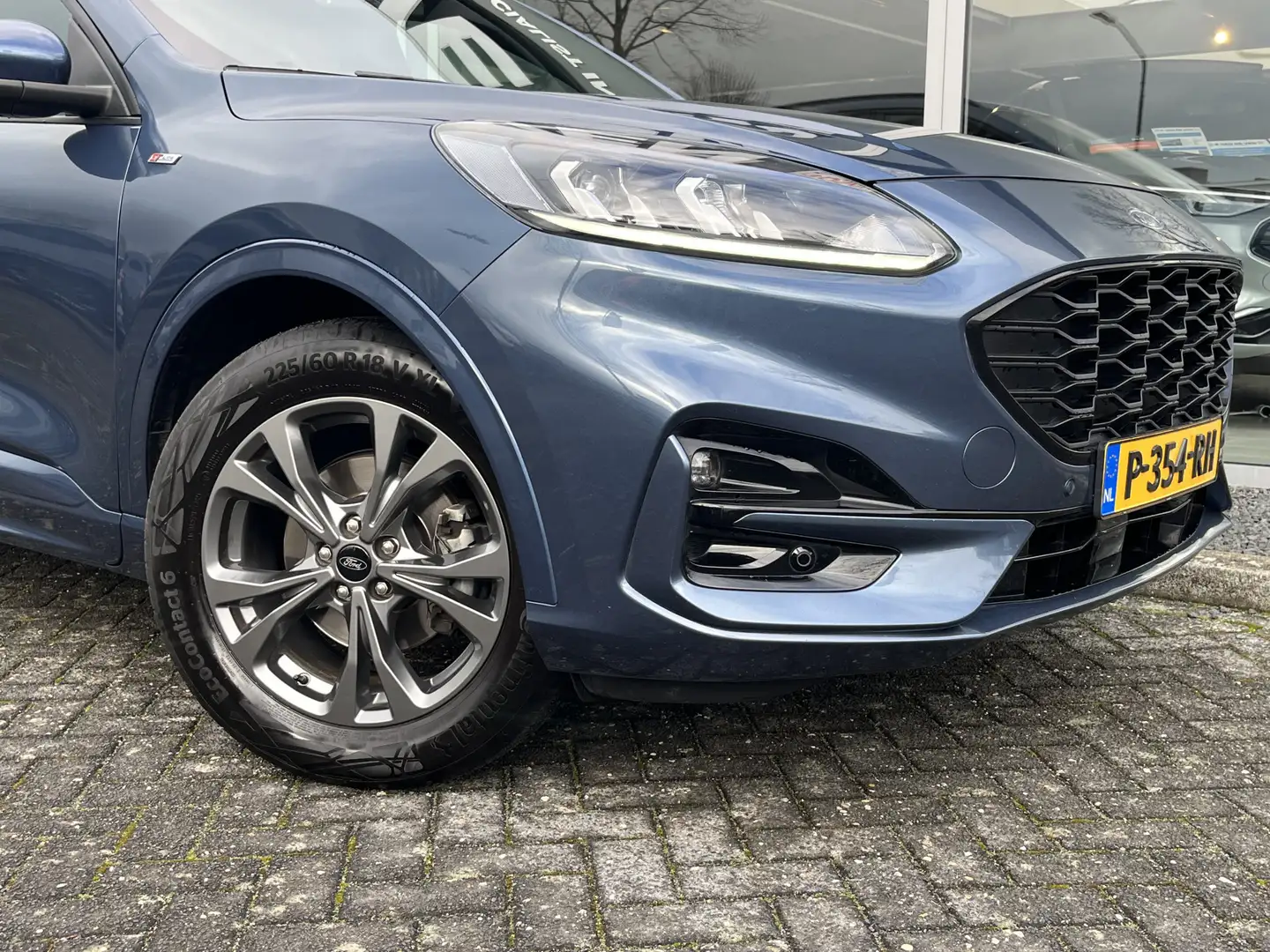 Ford Kuga 1.5 EcoBoost ST-Line 150pk/110kW 6-bak Blau - 2