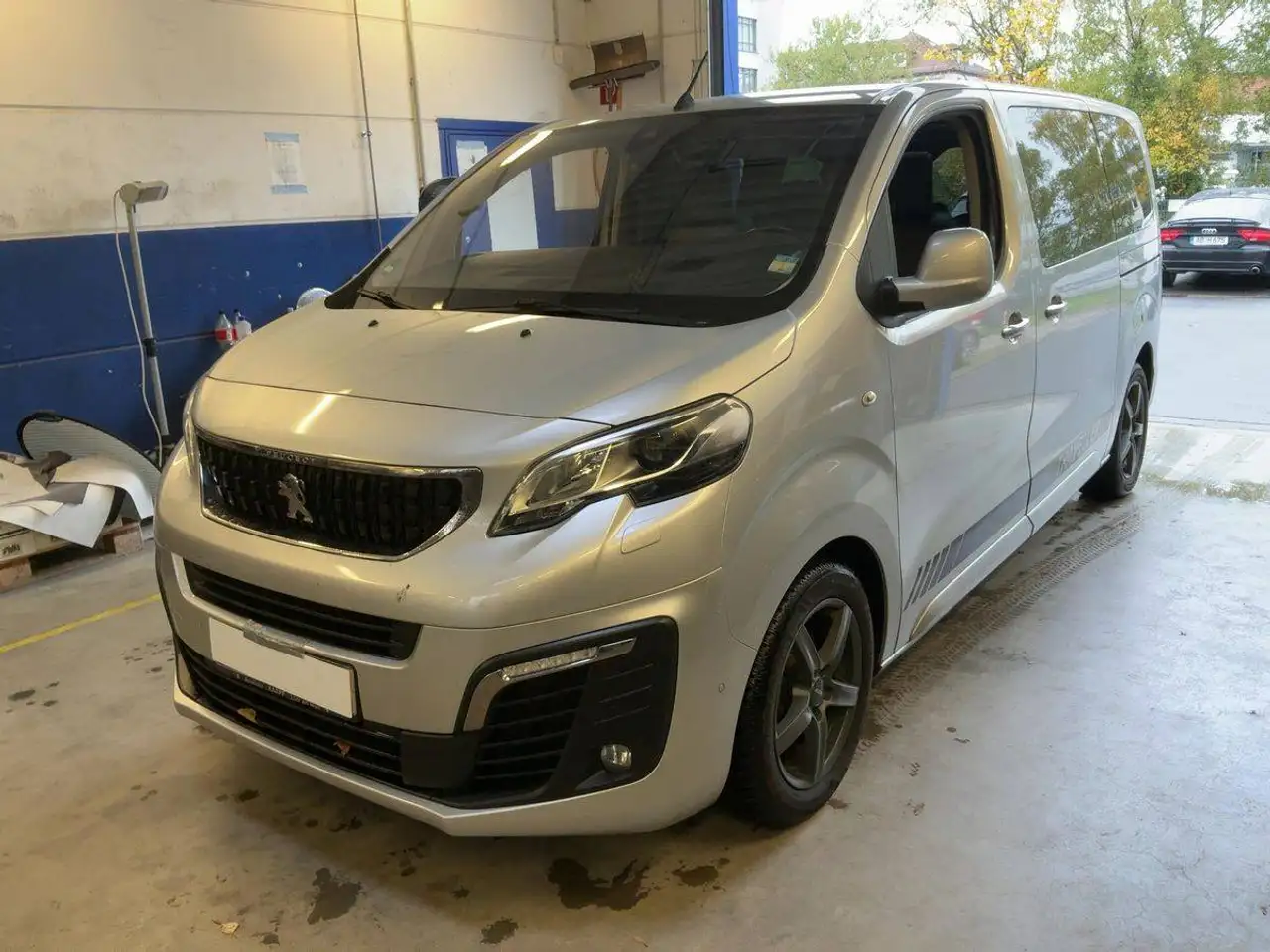 Peugeot Traveller