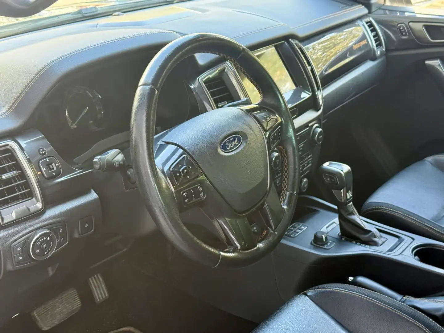 Ford Ranger 2.0 Ecoblue DCb. Wildtrak 4x4 Aut. 213 Negro - 2