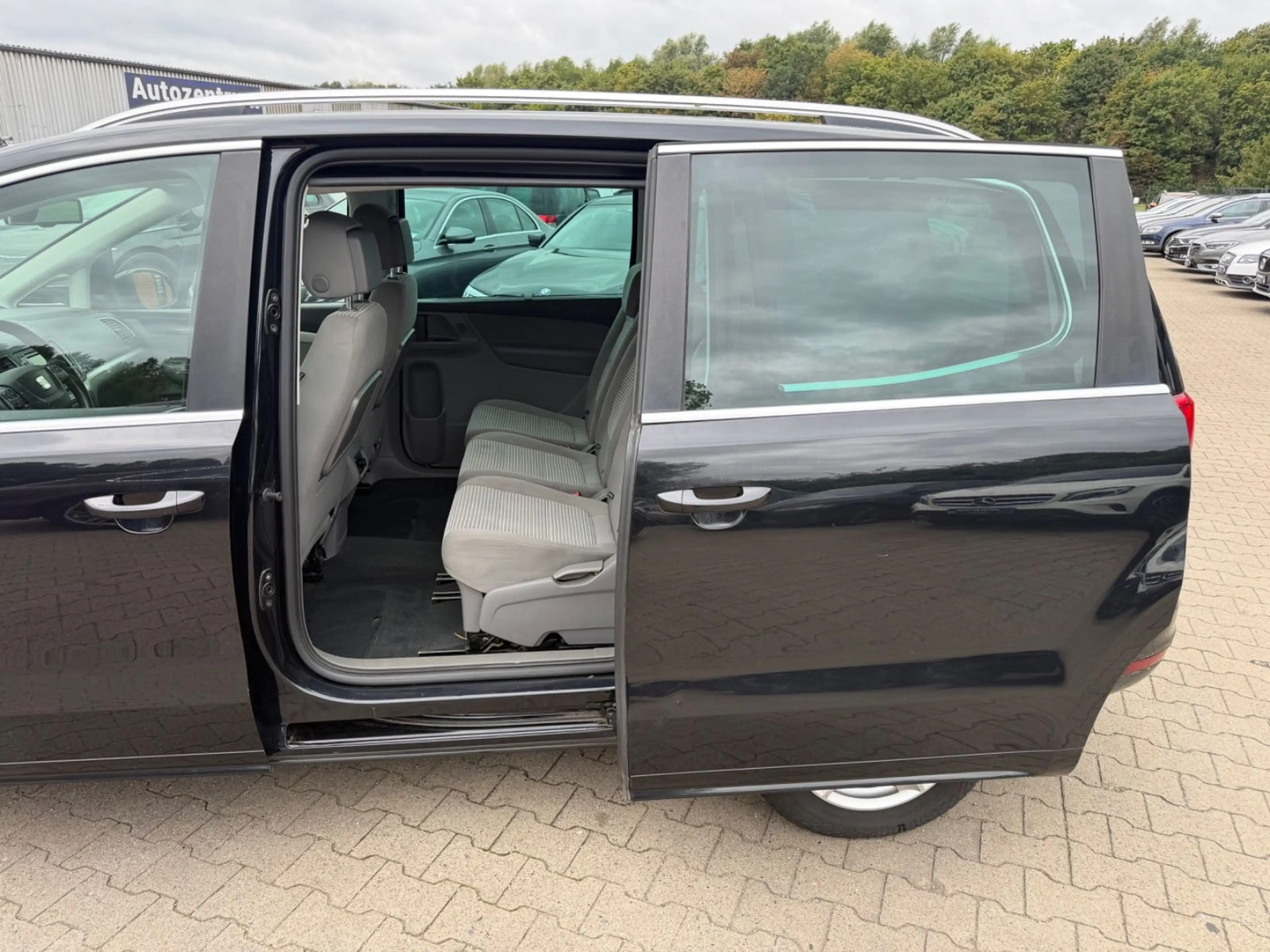 SEAT Alhambra Style/2,0/EURO5/AHK/TEMPOMAT — photo 12