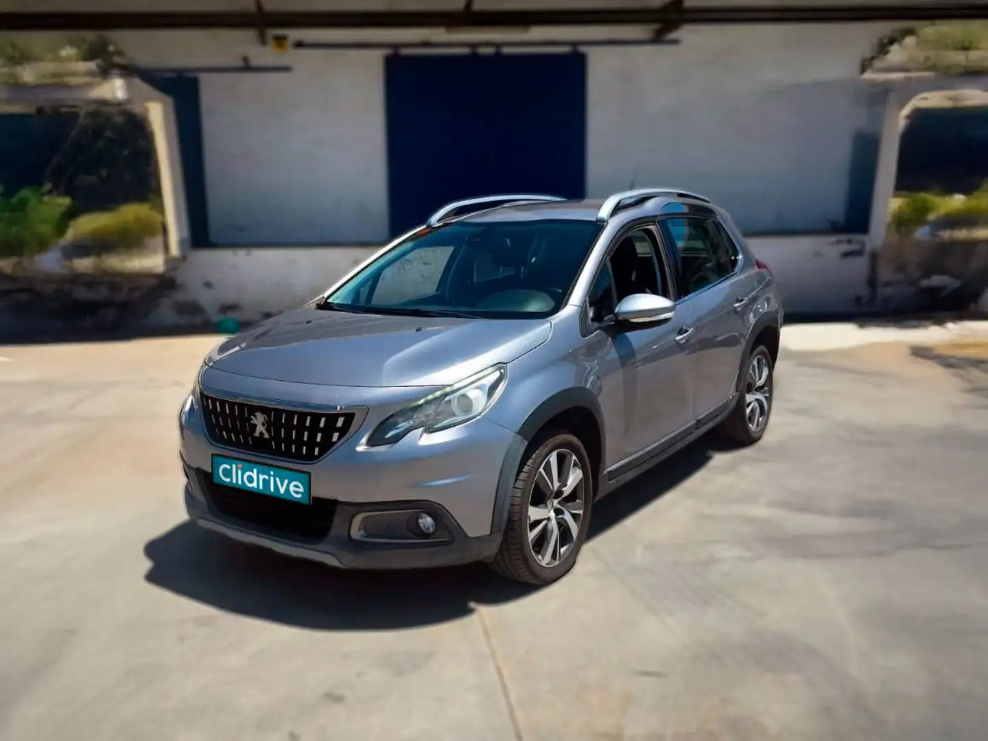 Peugeot 2008 1.6 BlueHDI S&S GT Line 120 Gris - 2