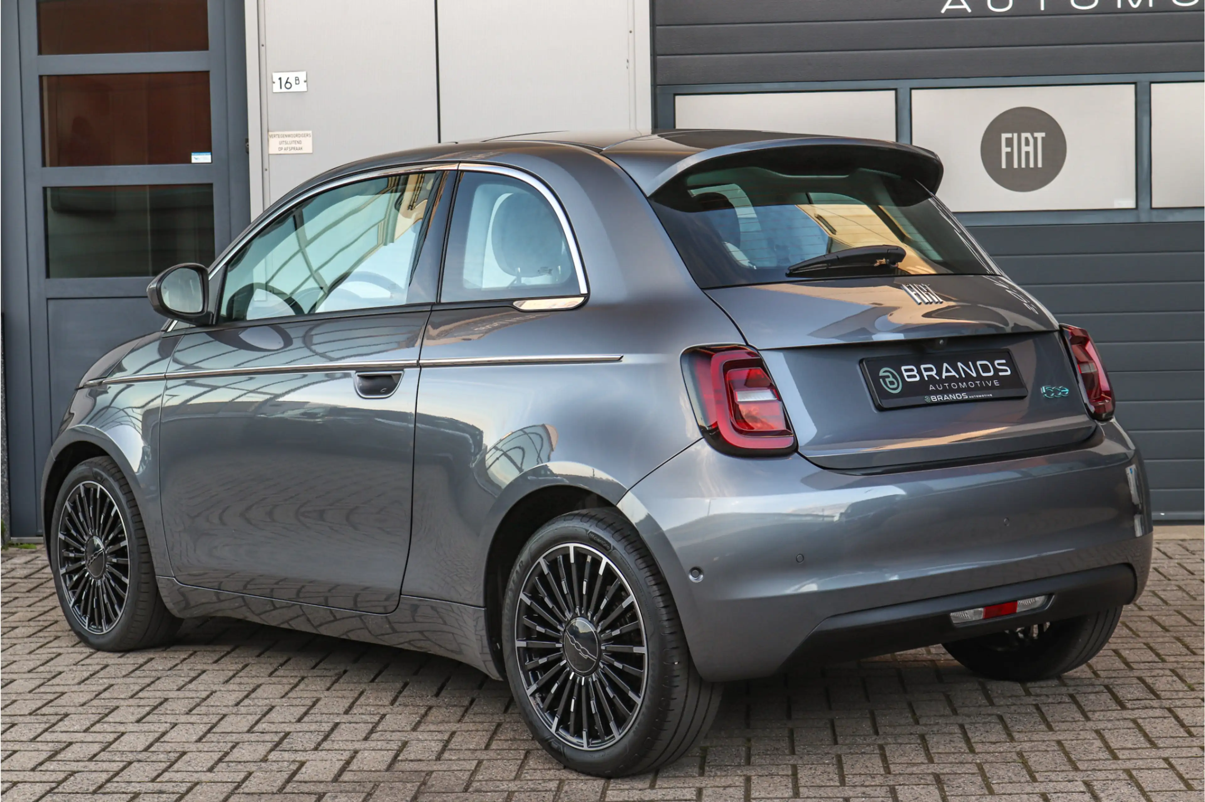 Fiat 500e La Prima by Bocelli 42 kWh 1e eig Limited edition — photo 4
