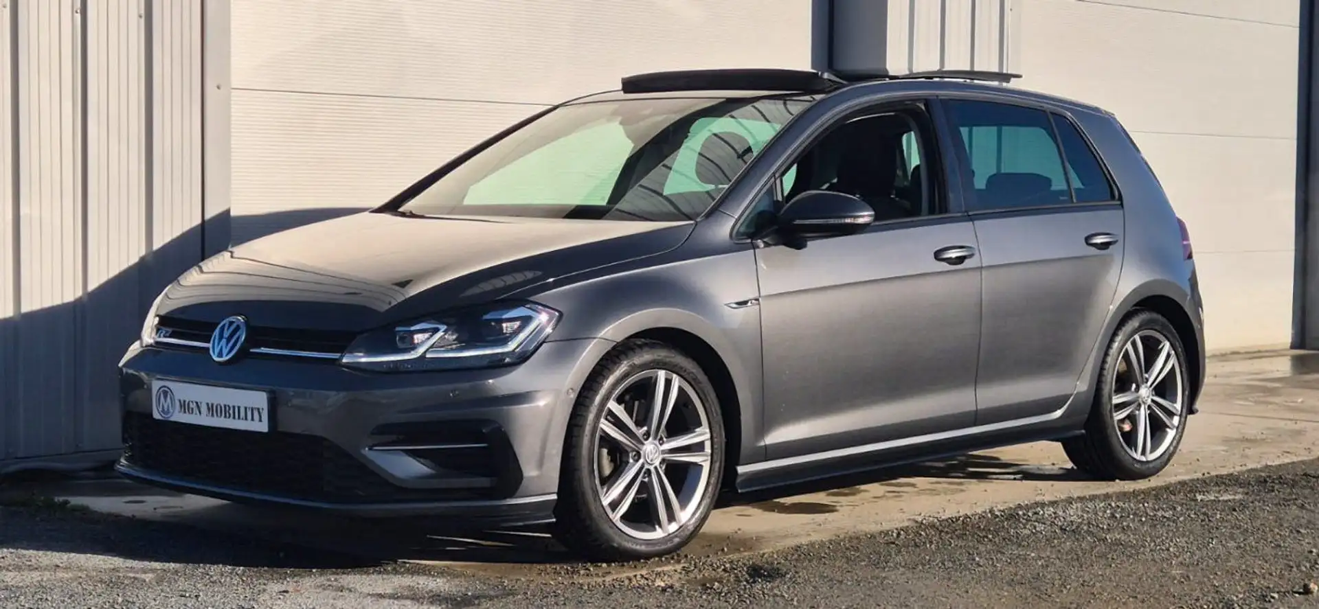 Volkswagen Golf VII Carat Pack R-Line 2.0 TDI 150 DSG7 Gris - 2