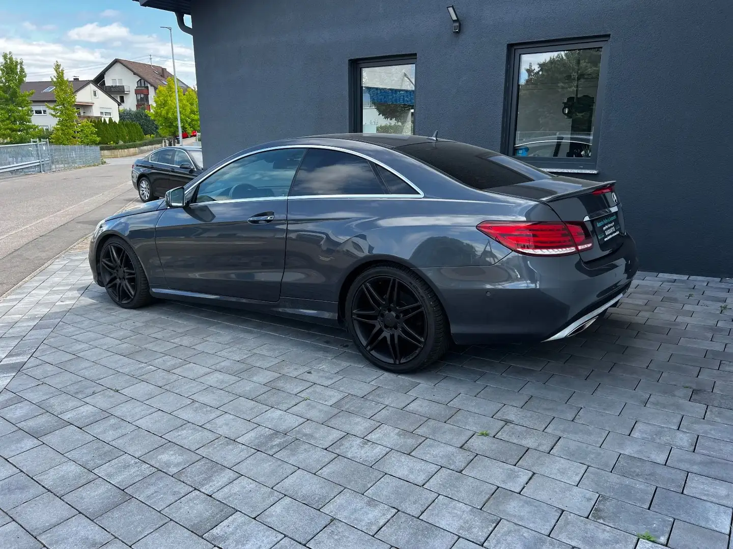 Mercedes-Benz E 250 CDI Coupe Automatik/AMG-Paket Grau - 2