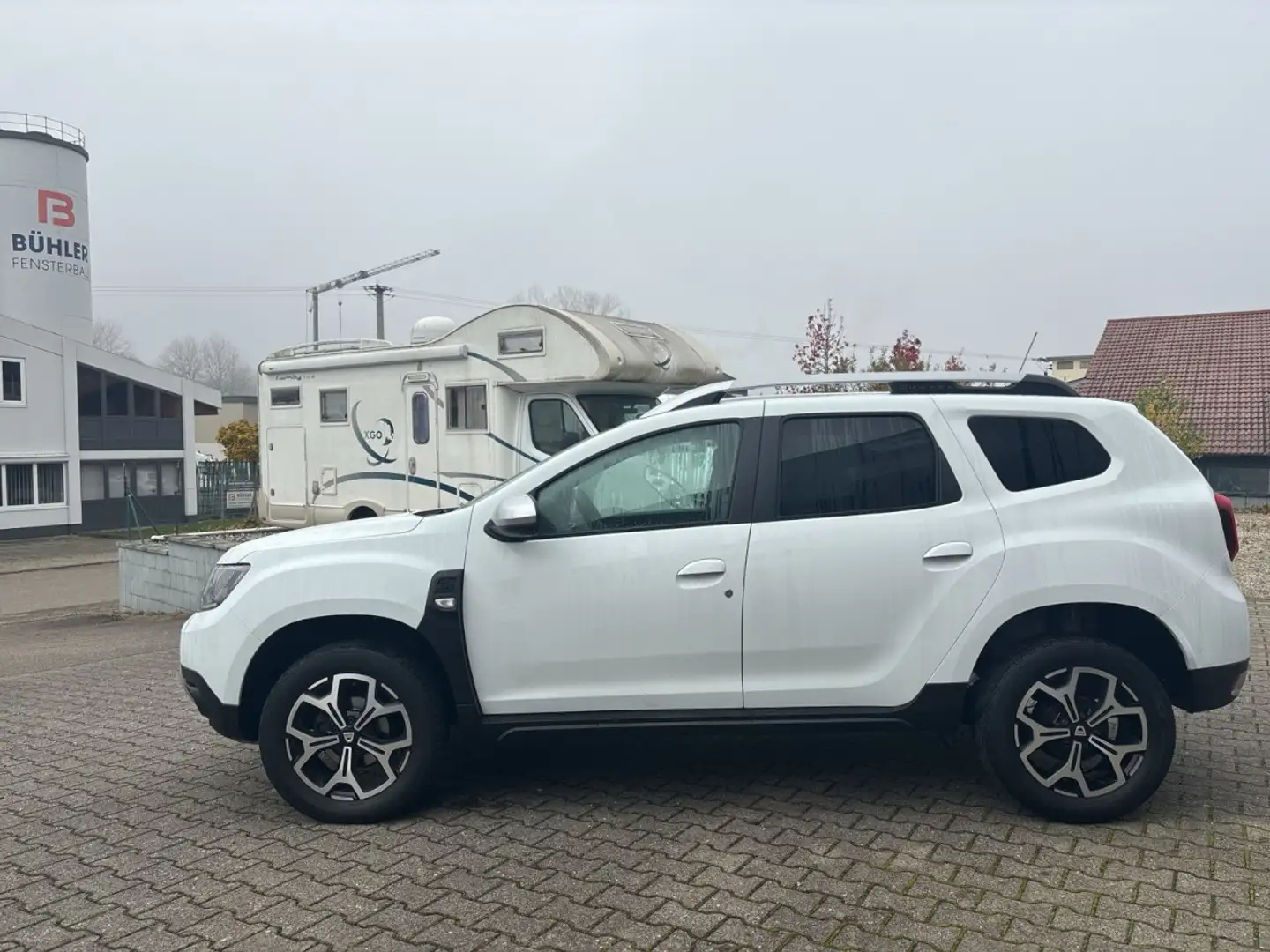 Dacia Duster II Prestige SCE 115 Klima Navi Rückfahrkamera Weiß - 2