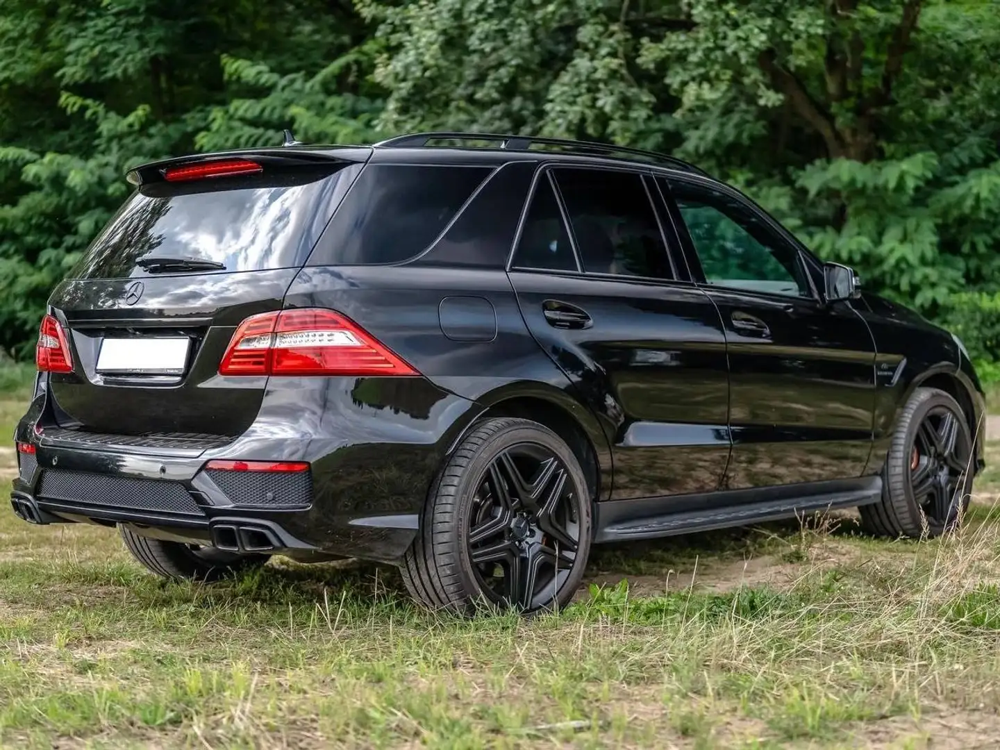 Mercedes-Benz ML 63 AMG ML 63 AMG Negru - 2