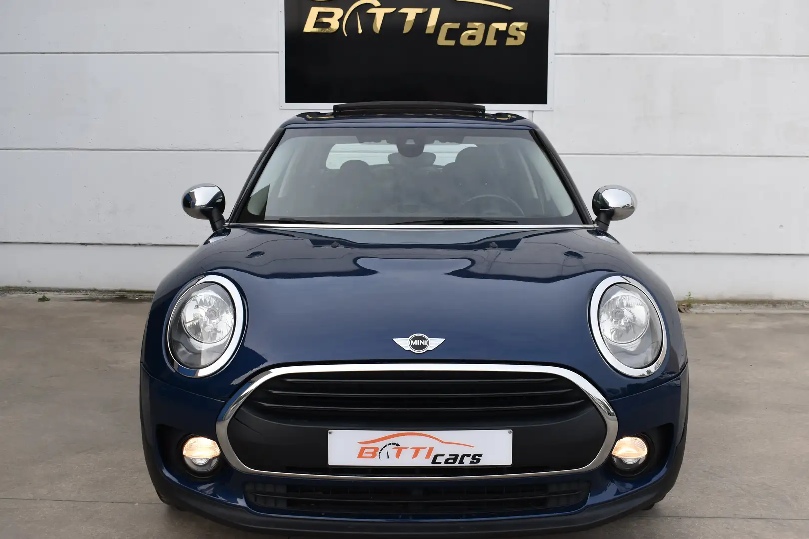 MINI One D Clubman 1.5d* Navi* Airco* Pano dak* PDC* Blauw - 2