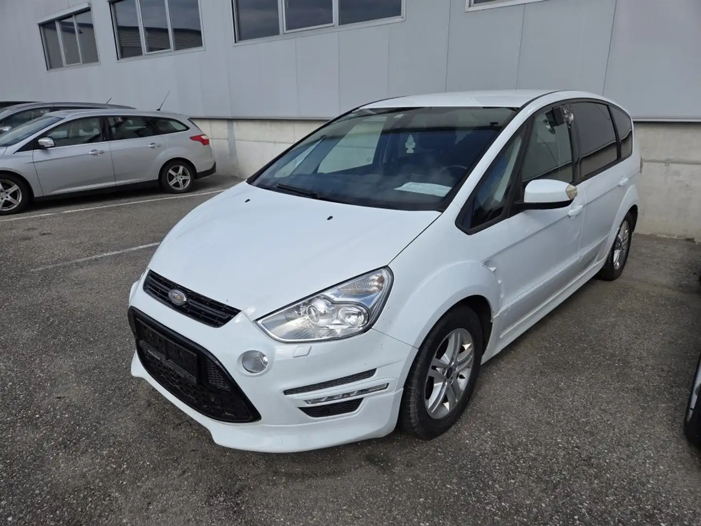 Ford S-Max Trend Aut. !HÄNDLERWAGEN/BASTLERWAGEN! Weiß - 1