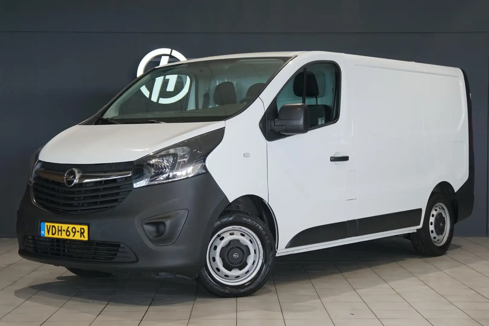 Opel Vivaro 1.6 CDTI L1H1 Edition EcoFlex + TREKHAAK / CRUISE Wit - 1