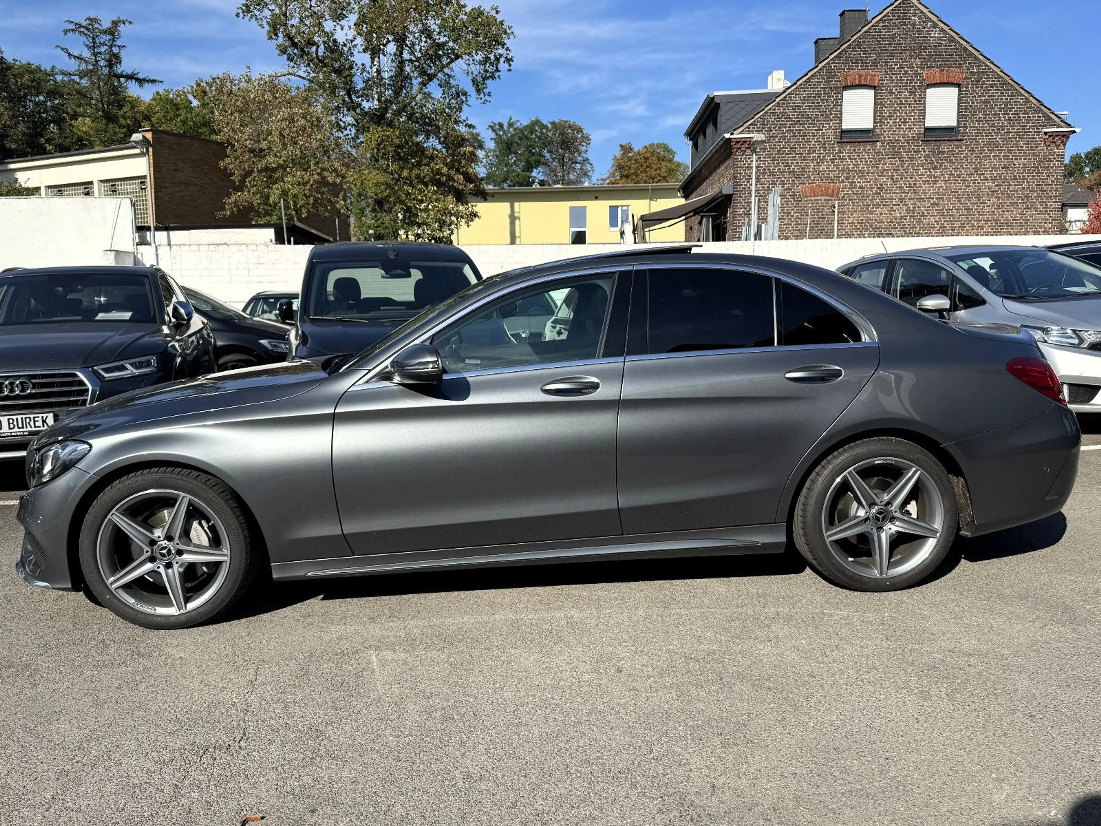 Mercedes-Benz C 180 C180 CGI Lim. 9G AMG Line Navi Leder Pano Stdhzg — photo 3