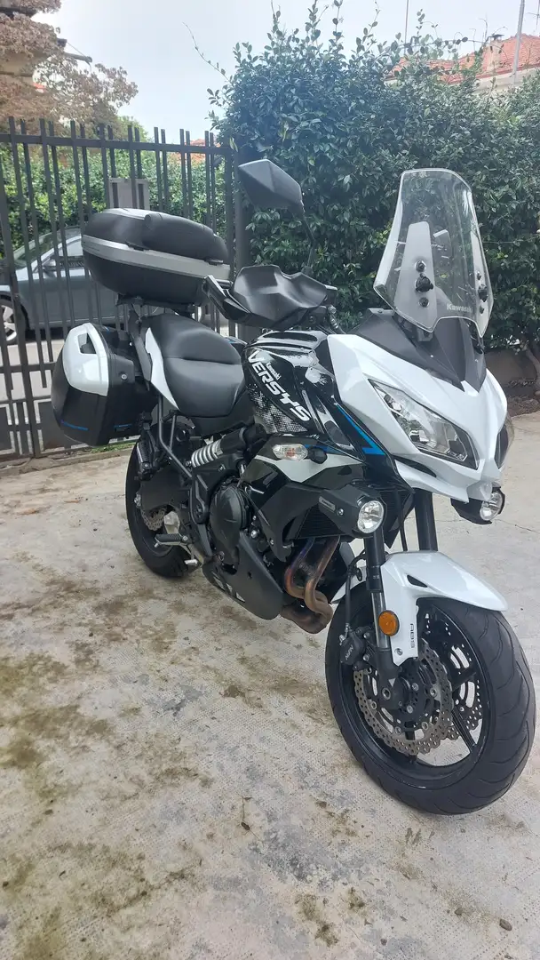 Kawasaki Versys 650 Tourer Bílá - 1